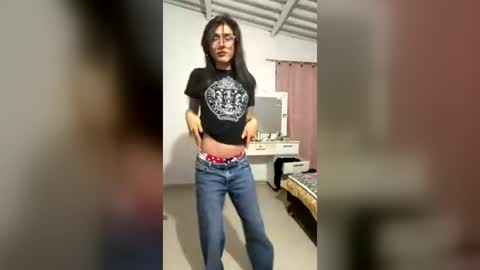 Snapshot of violeta_foxz chatting on 12, 6, 2026 Violeta online show from 12, 6, 2026