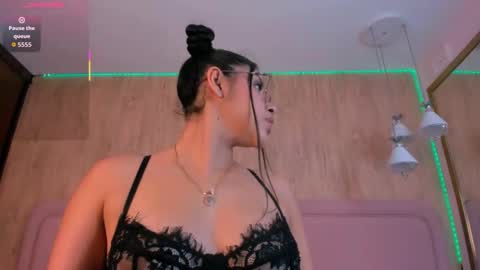 Violeta Garcia online show from 25, 9, 2025