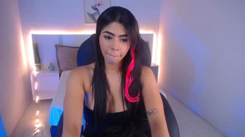 Violeta leon online show from 21, 12, 2024