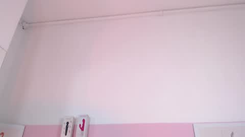 Violeta leon online show from 13, 2, 2025