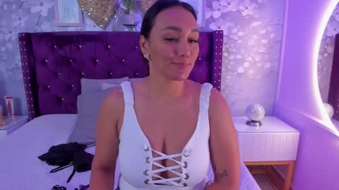 violeta_medina online show from 22, 1, 2025