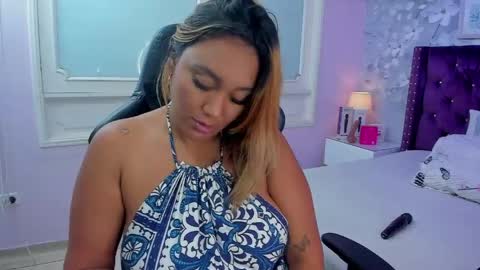 Snapshot of violeta_medina chatting on 17, 5, 2026 violeta_medina online show from 17, 5, 2026