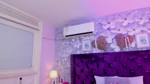 violeta_medina online show from 25, 7, 2026