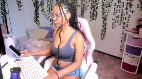 Snapshot of violeta_miler_ chatting on 26, 6, 2026 Violeta online show from 26, 6, 2026