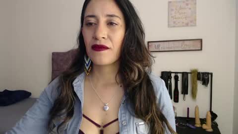 violeta_scott_ online show from 4, 6, 2026