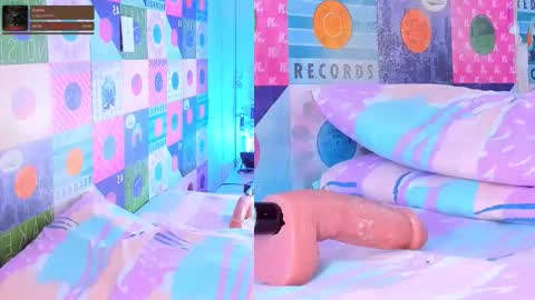 Snapshot of violetaa_hade chatting on 30, 10, 2025 online show from 30, 10, 2025