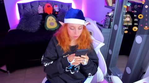 Violeta  Help me reach 150 thumbs up    online show from 24, 12, 2024