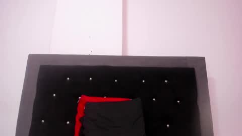 Snapshot of violetadumsper chatting on 5, 2, 2025 VioletaDums online show from 5, 2, 2025