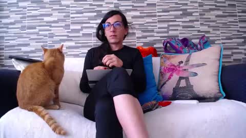 Snapshot of violetagomez_co chatting on 16, 11, 2025 Violeta Gmez online show from 16, 11, 2025