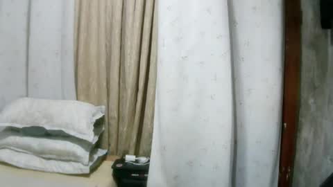 Snapshot of violeterection chatting on 4, 7, 2026 JUVY online show from 4, 7, 2026