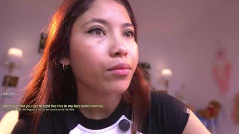 Snapshot of violeth___ chatting on 3, 10, 2025 violeth___ online show from 3, 10, 2025