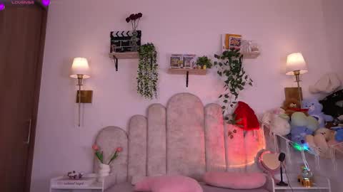 Snapshot of violeth___ chatting on 27, 2, 2026 violeth___ online show from 27, 2, 2026