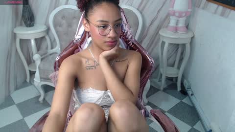 violeth_b online show from 13, 12, 2024