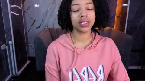 violeth_b online show from 28, 10, 2025