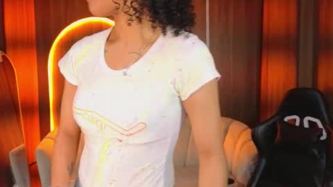 violeth_b online show from 2, 2, 2026