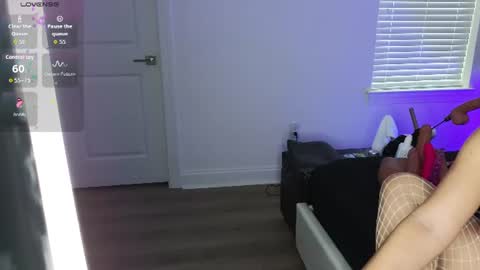 VioletBaby online show from 1, 7, 2026