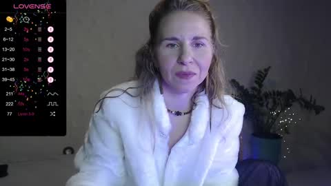 Snapshot of violetplath chatting on 1, 2, 2025 Violet next stream December 6 online show from 1, 2, 2025