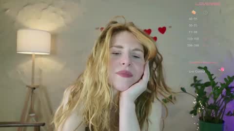 Snapshot of violetplath chatting on 16, 2, 2025 Violet next stream December 6 online show from 16, 2, 2025