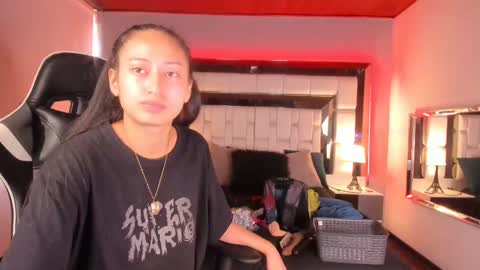 Snapshot of violetskinny chatting on 13, 1, 2025 violetskinny online show from 13, 1, 2025