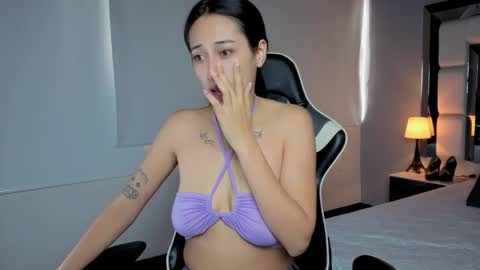 Snapshot of violetskinny chatting on 2, 2, 2026 violetskinny online show from 2, 2, 2026