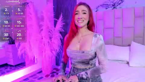 Snapshot of violetsky1_ chatting on 9, 7, 2026 VioletSky online show from 9, 7, 2026