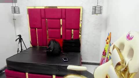 Snapshot of violetsmith_3 chatting on 21, 10, 2025 Violeta online show from 21, 10, 2025