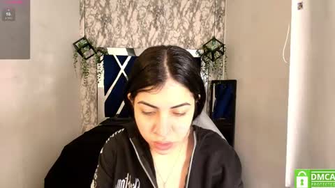 Snapshot of violetsmith_3 chatting on 24, 11, 2025 Violeta online show from 24, 11, 2025