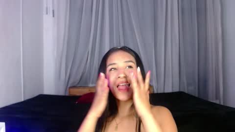 Snapshot of violetsweet_cs chatting on 17, 9, 2025 violetsweet_cs online show from 17, 9, 2025