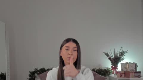 violetta_finch online show from 11, 1, 2025