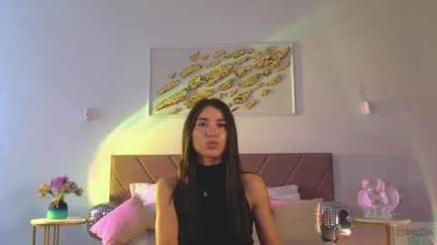 violetta_finch online show from 1, 7, 2026