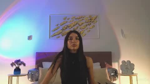 violetta_finch online show from 4, 7, 2026