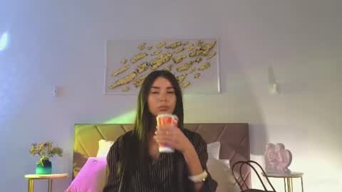 violetta_finch online show from 25, 7, 2026