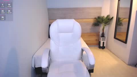 Snapshot of violetta_rainbow chatting on 29, 1, 2025 Violetta online show from 29, 1, 2025
