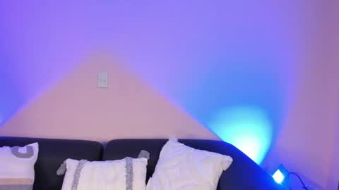 violetta independent model online show from 21, 3, 2026