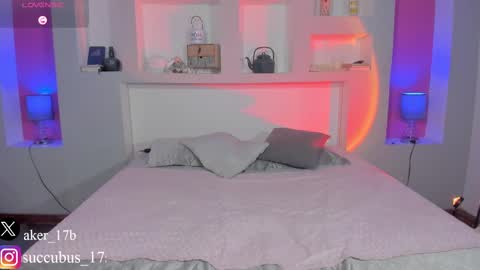 ViolettaBaker online show from 9, 10, 2025