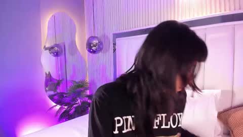 Snapshot of violettacolinss chatting on 25, 2, 2026 violettacolinss online show from 25, 2, 2026