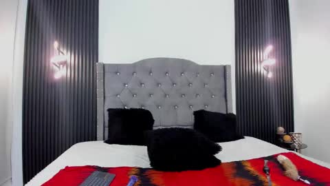 Violetta  online show from 18, 12, 2025