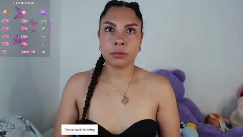 Snapshot of violettamillerr_ chatting on 16, 12, 2025 VIOLETTA online show from 16, 12, 2025