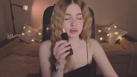 ViolettaOtis online show from 18, 2, 2026