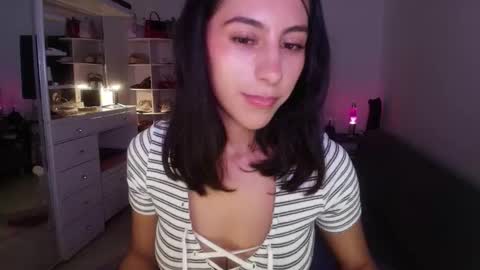 Violetta....Follow me in Twitter... online show from 11, 3, 2025