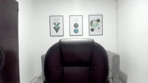 Snapshot of violettasweet_ chatting on 8, 10, 2025 Violetta online show from 8, 10, 2025