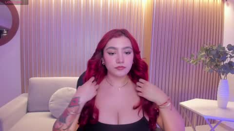 Snapshot of violettcastel chatting on 23, 1, 2025 Violett Castel online show from 23, 1, 2025