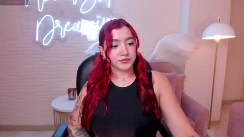 Snapshot of violettcastel chatting on 19, 2, 2025 Violett Castel online show from 19, 2, 2025