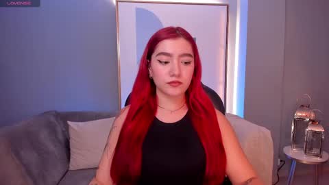 Snapshot of violettcastel chatting on 2, 3, 2025 Violett Castel online show from 2, 3, 2025