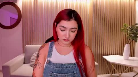Snapshot of violettcastel chatting on 9, 9, 2025 Violett Castel online show from 9, 9, 2025
