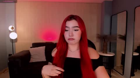 Snapshot of violettcastel chatting on 28, 10, 2025 Violett Castel online show from 28, 10, 2025