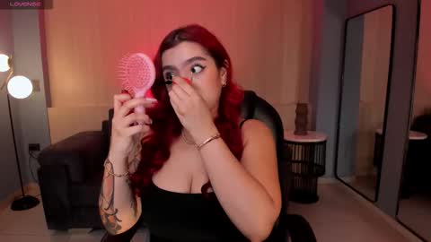 Snapshot of violettcastel chatting on 30, 10, 2025 Violett Castel online show from 30, 10, 2025