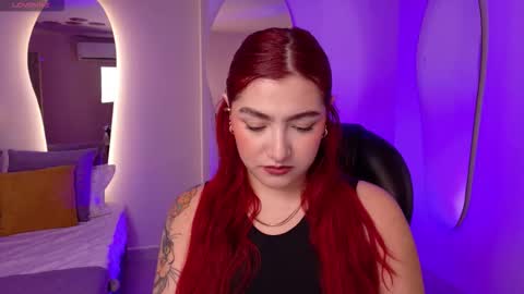 Snapshot of violettcastel chatting on 25, 11, 2025 Violett Castel online show from 25, 11, 2025