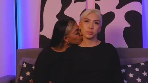 Violet online show from 1, 2, 2025