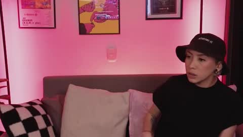 Violet online show from 11, 11, 2025